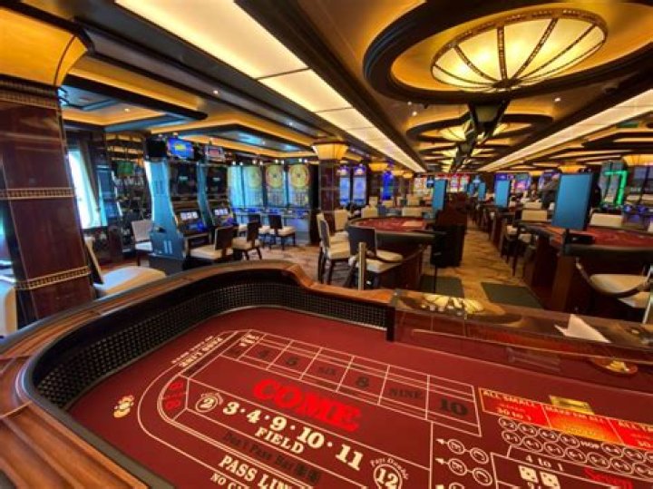 Are cruise ship casino winnings taxable?