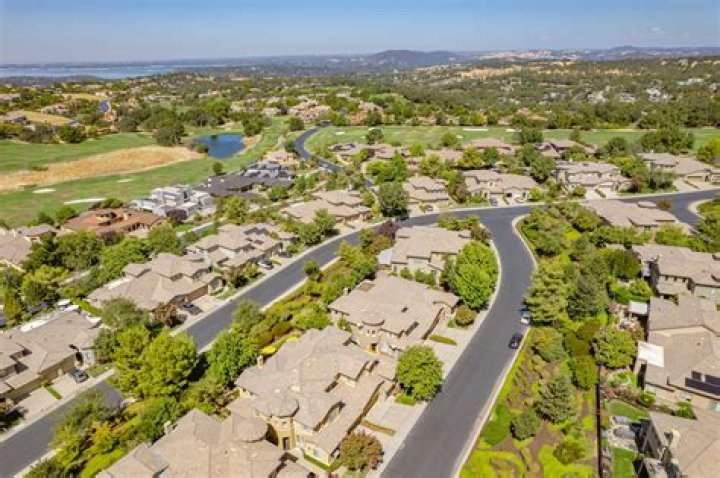 Are Mello Roos tax deductible?