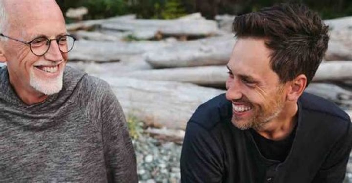 Can a complex trust pass through capital gains?