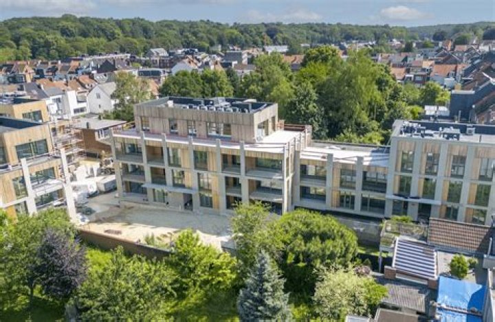 Can a foreigner buy property in Belgium?