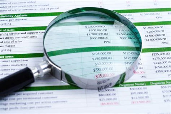 Can an accountant help with divorce?