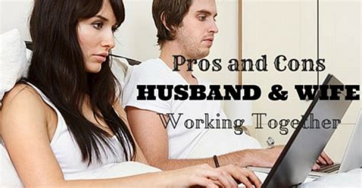 Can husband and wife work same office?