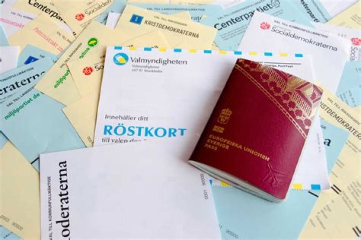 Can Swedish citizen live in USA?