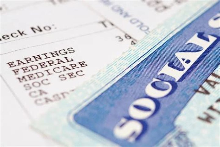Can you live with someone on SSDI?