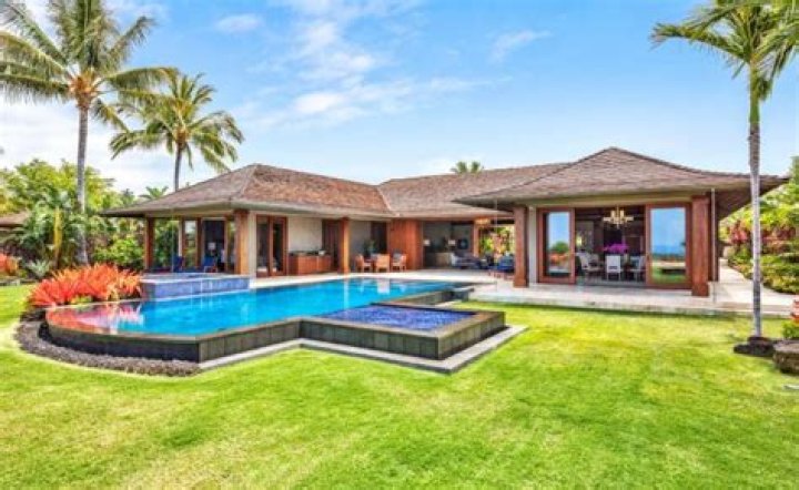 Can you rent vacation homes in Hawaii?