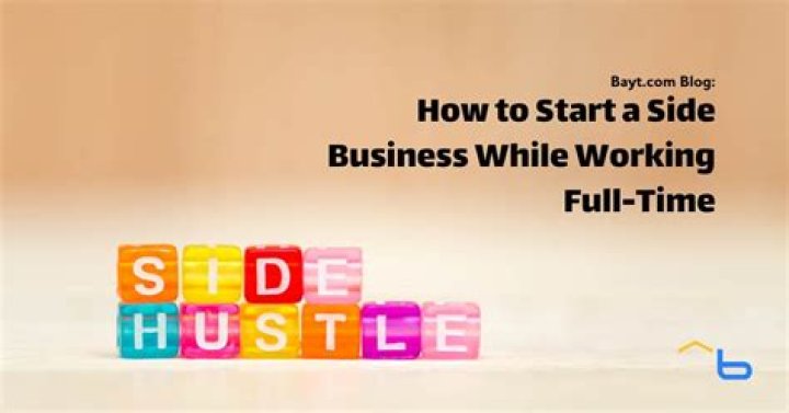 Can you start a side business while keeping a full time job?