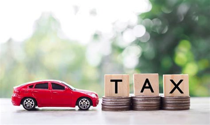 Do you pay taxes on car allowance?