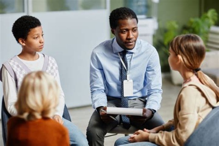 Does a therapist have to refer you to a psychiatrist?