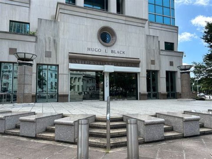 Does Alabama extend with federal?