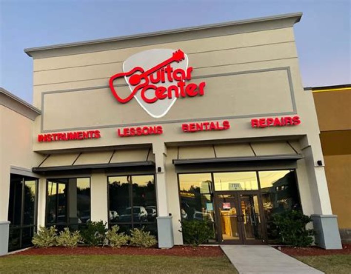 Does Guitar Center have 401k?