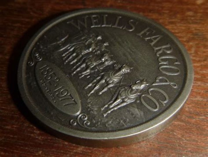 Does Wells Fargo do Medallion Stamps?