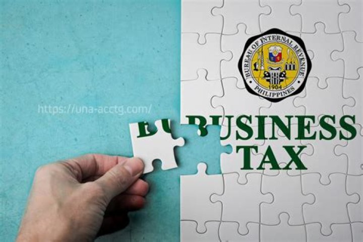 How are businesses taxed in Singapore?