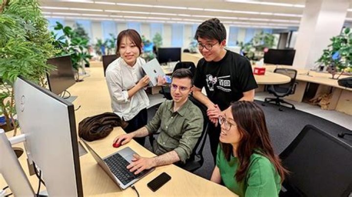 How are Japanese companies structured?