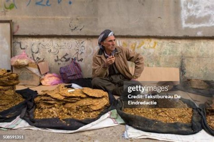 How do I become a tobacco vendor?