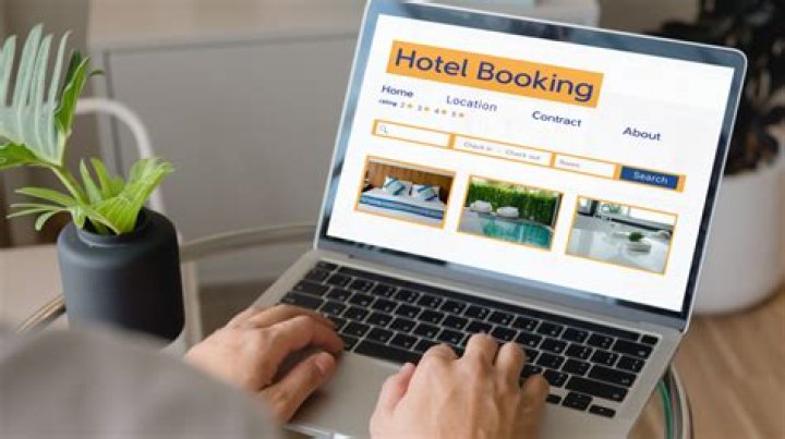 How do I find old bookings on booking com?
