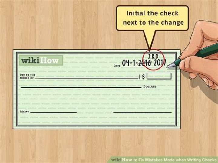 How do I fix a mistake on my check?