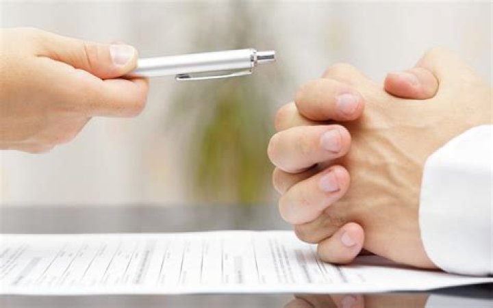 How do I report an employee who refuses to return to work?