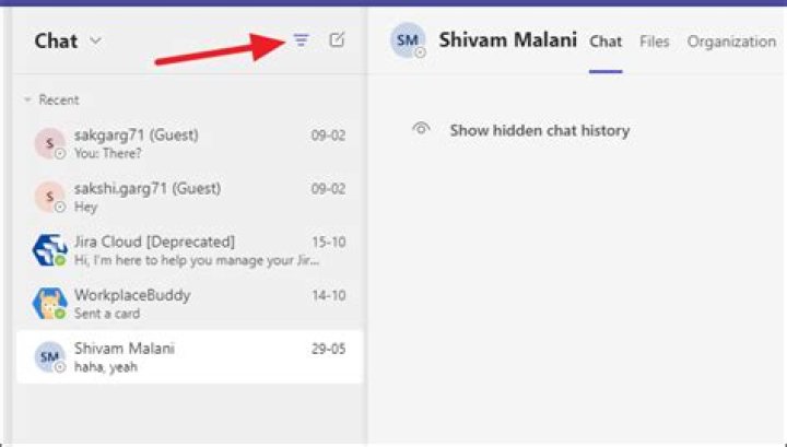 How do I unhide Microsoft chat?