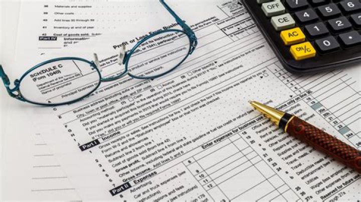 How do state taxes work if you move?