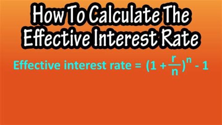 How do you calculate effective annual interest rate?