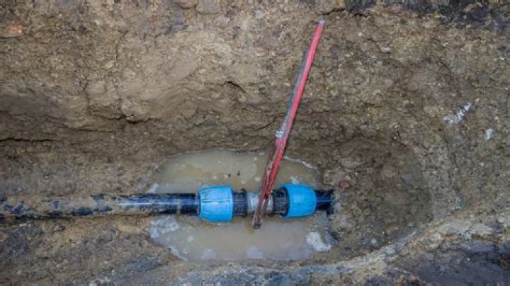 How do you find a leak in a underground pipe?