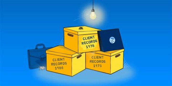 How long do accountants have to keep client records?