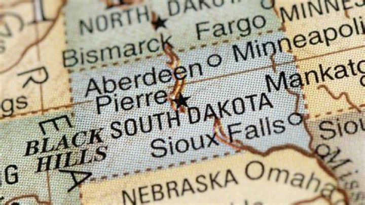 How long do you have to live in South Dakota to claim residency?