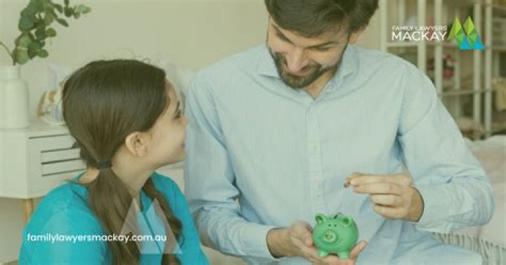 How much does a dad have to pay in child support?