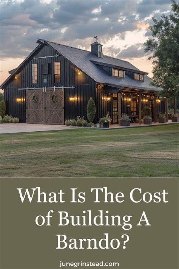 How much does it cost to build a 30×50 barn?
