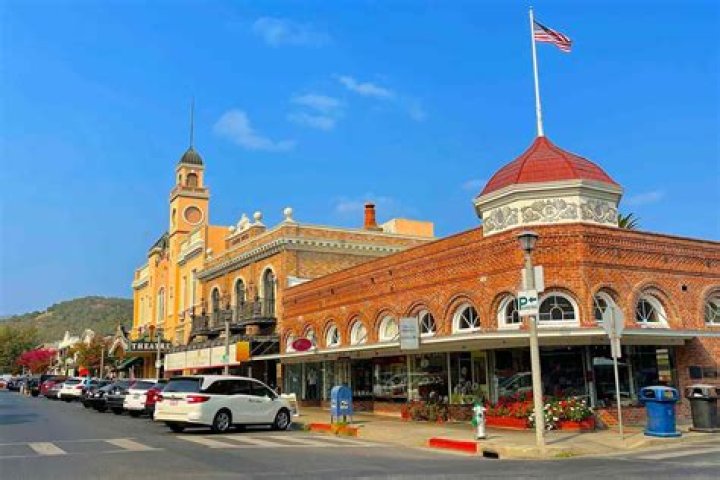 Is Sonoma ca a good place to retire?