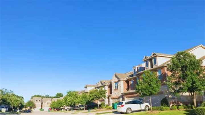 Is there a demand for real estate agents in Texas?