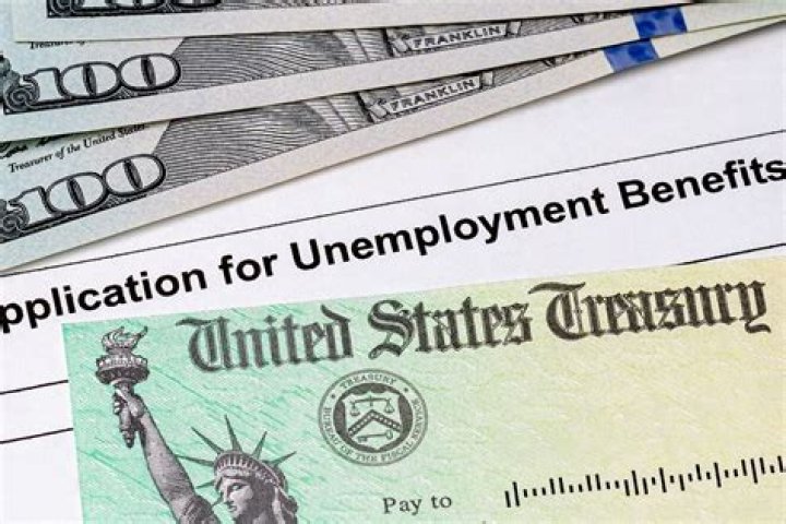 What can disqualify you from unemployment benefits in Arkansas?
