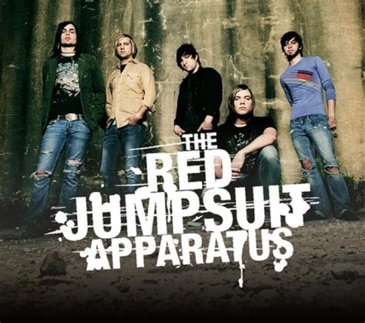 What happened to red jumpsuit apparatus?