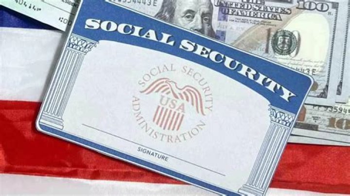 What happens to Social Security check when one spouse dies?