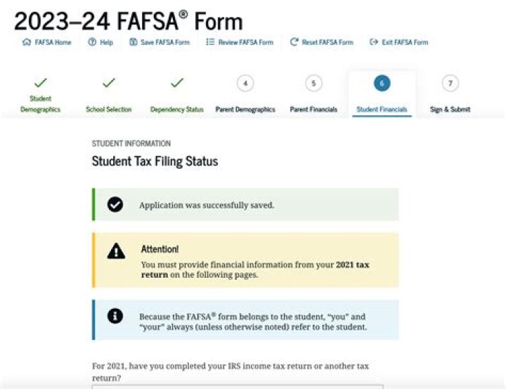 What tax year do I use for FAFSA 2021 22?