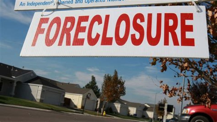 What was the national foreclosure rate in July 2015?