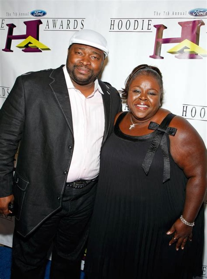 Who is LaVan Davis married to?