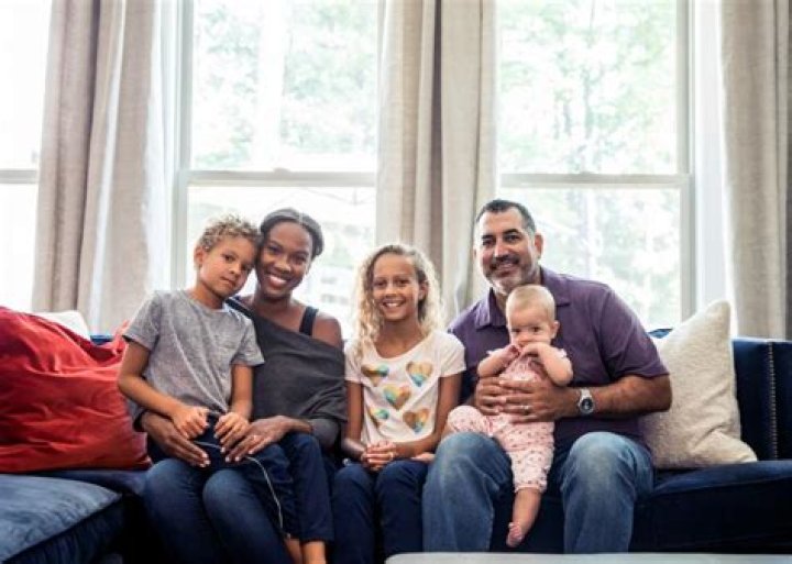 Who is the sibling closest to my mother?