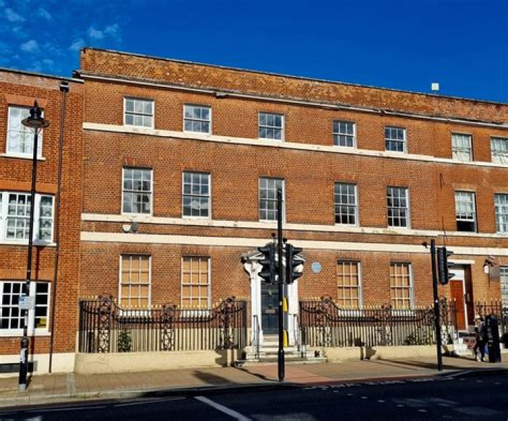 Who lives in Addington house?